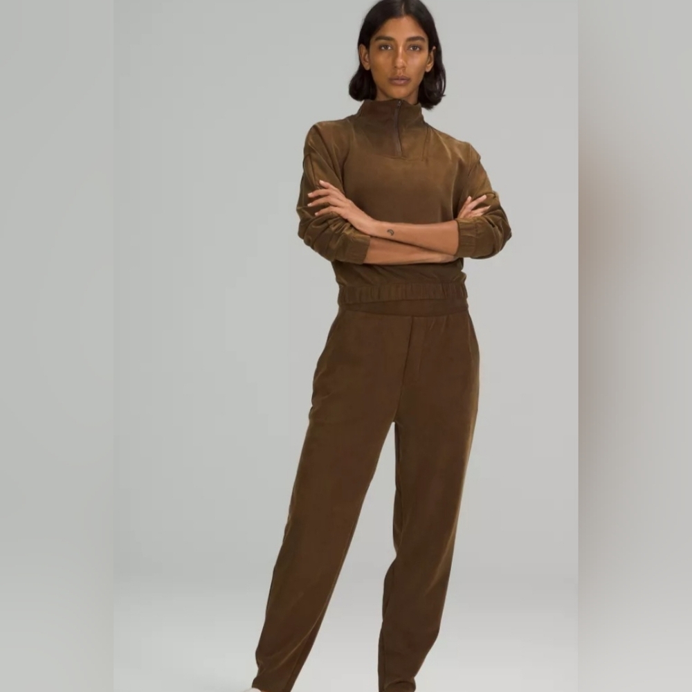 Lululemon Lab Set Deep Artifact Womans Sz 6 Crop High Waist 1/2 Zip